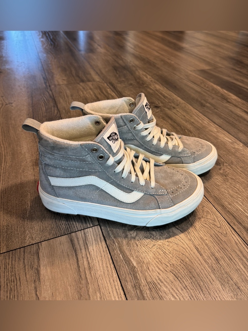 Vans Sk8-Hi MTE Gray Suede Fleece Lined High Top Sneakers Women’s 8